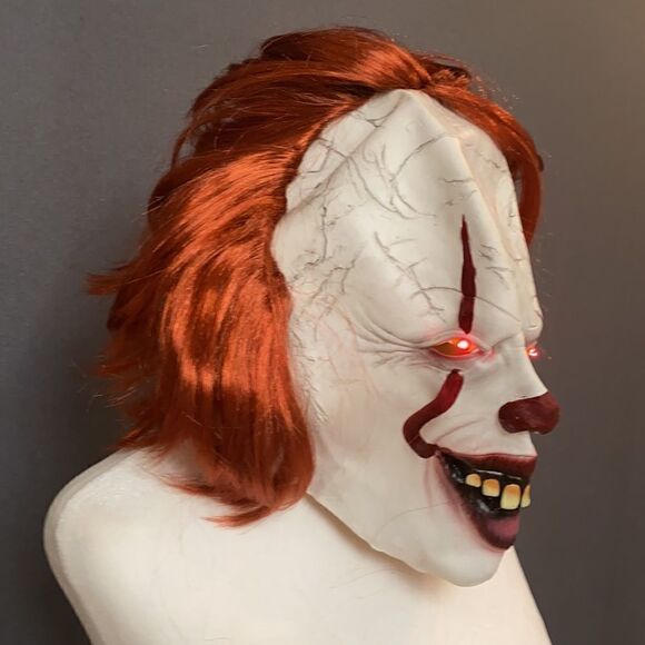 Adult Unisex LED Light Up Eyes Scary Halloween Clown Latex Mask NEW Pennywise IT - Picture 3 of 6